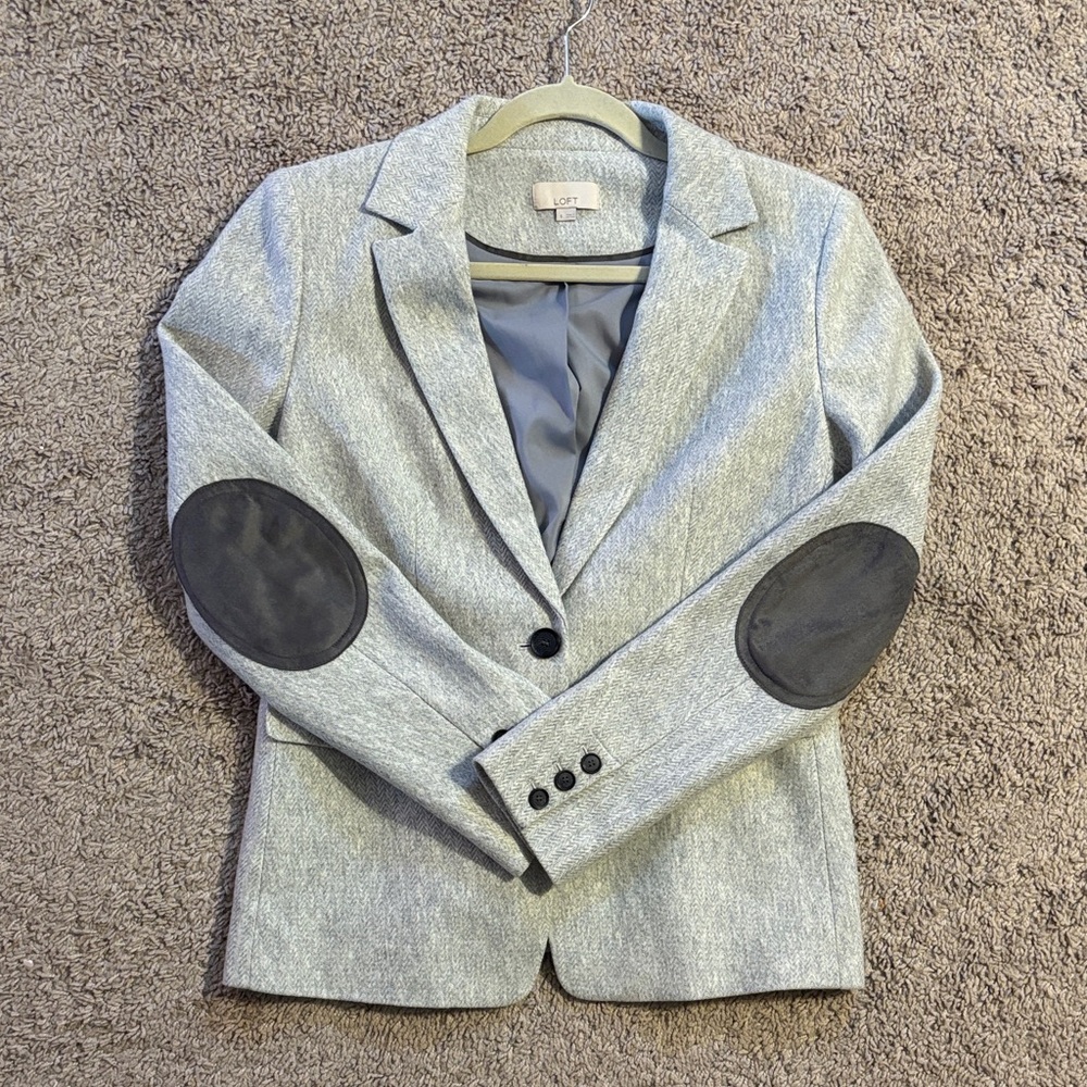 LOFT Women's Gray Blazer with gray elbow patches Accents